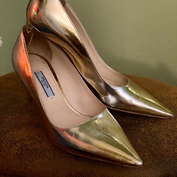 Prada Metallic Gold Leather Pointed Toe Pumps - Picture 2 of 4